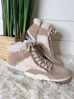 Dolce Vita Zilvia Plush Suede High Top Lace Up Sneakers Taupe Multi Size 8